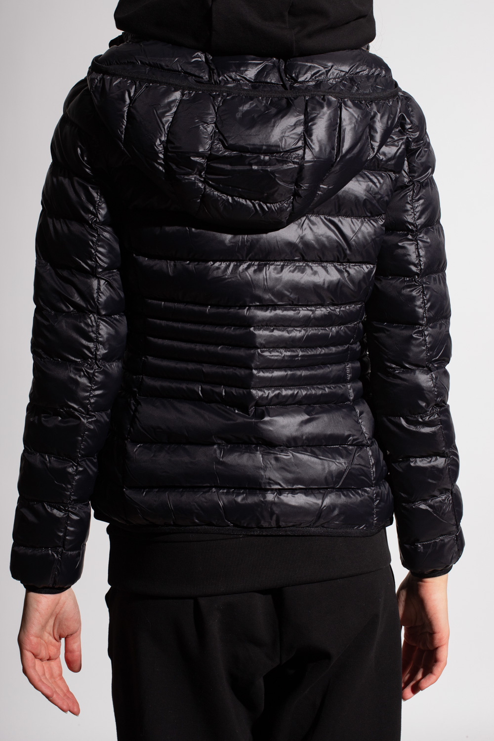 Emporio armani front asymmetric cable-knit jumper Puffer jacket