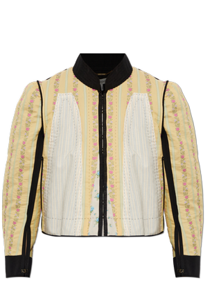 Chaqueta corta con abertura trasera