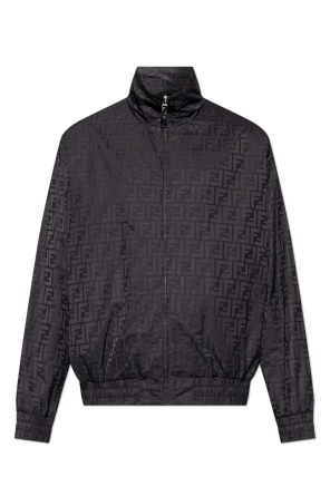 Chaqueta con cuello alto