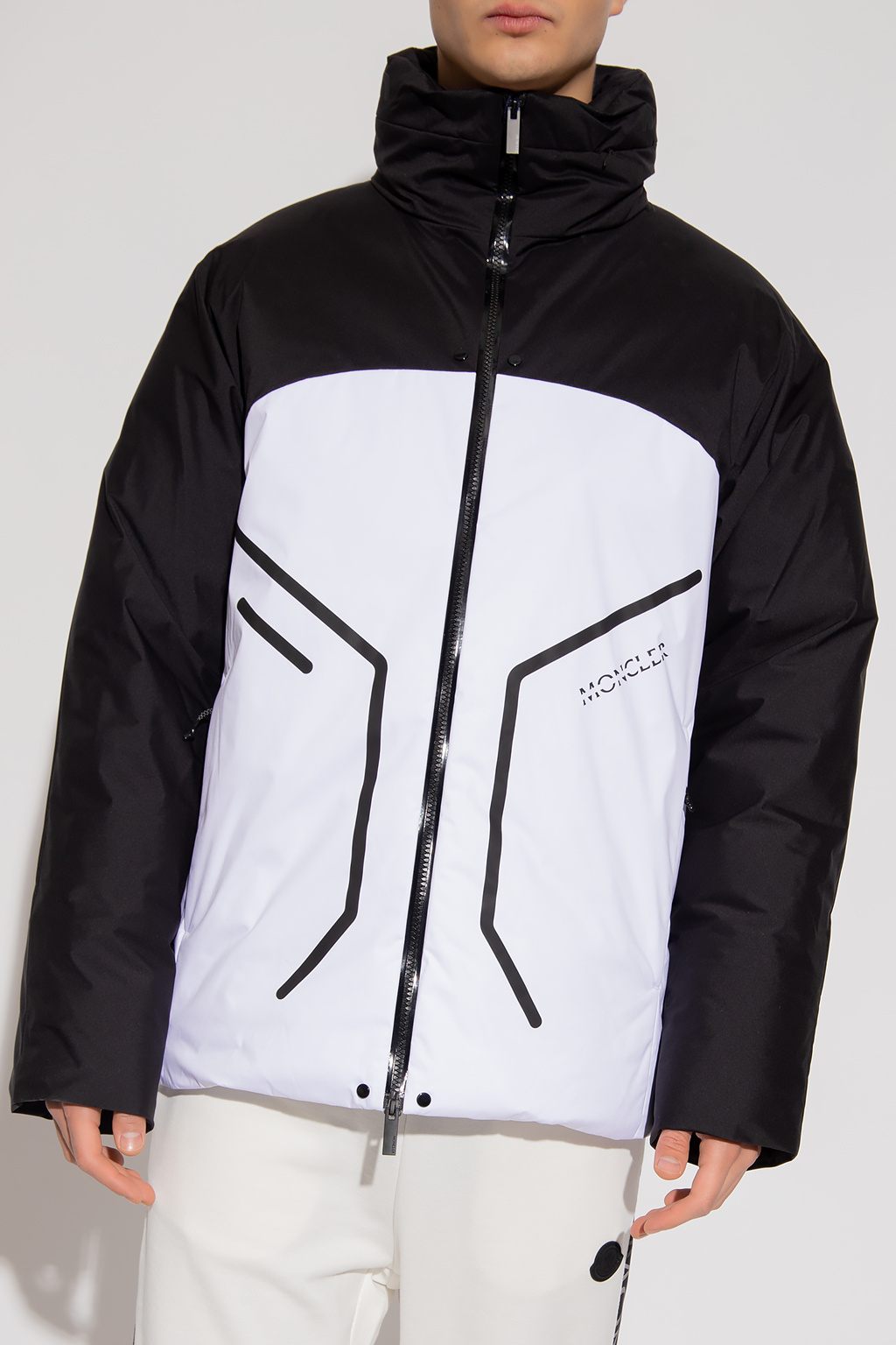 Moncler ‘Barcena’ hooded down port jacket