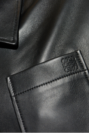 Loewe Lederjacke mit geprägtem Logo auf der Tasche