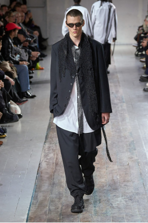 Yohji Yamamoto Marynarka z kapturem