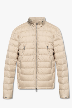 sleeveless jacket or cropped jacket