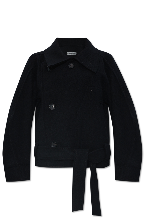 Short coat od Issey Miyake