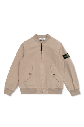 Kurtka z naszywką logo