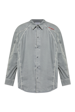Camisa con logo bordado