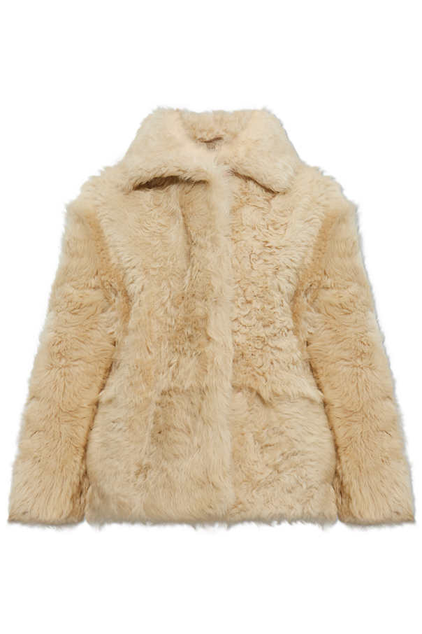 ‘Mouton’ coat od Jacquemus