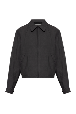 Jacket with collar