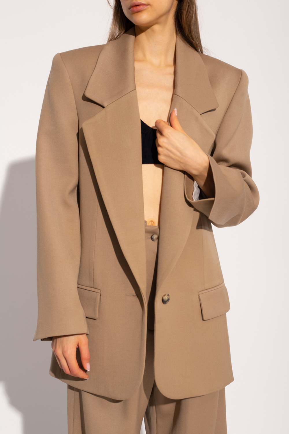 The Mannei ‘Moschato’ oversize blazer