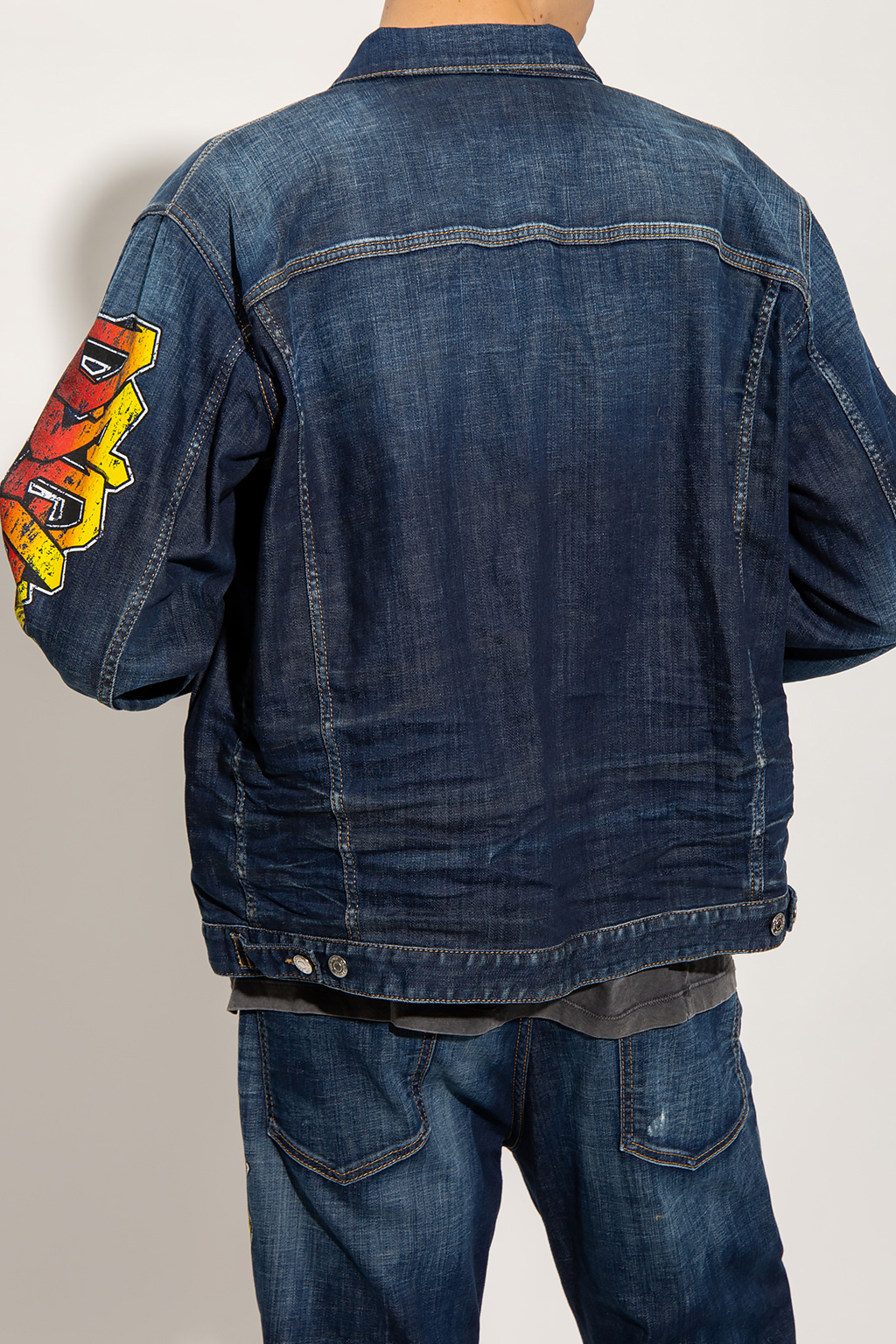 Dsquared2 ‘Wall Tag’ denim high-end jacket