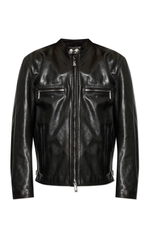 Chaqueta de cuero con tachuelas