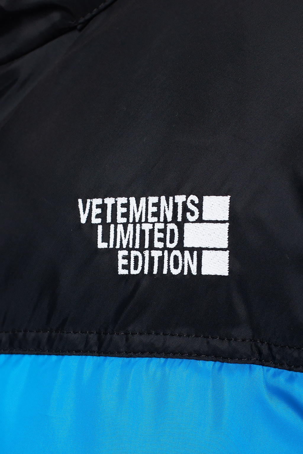 VETEMENTS Down jacket with logo