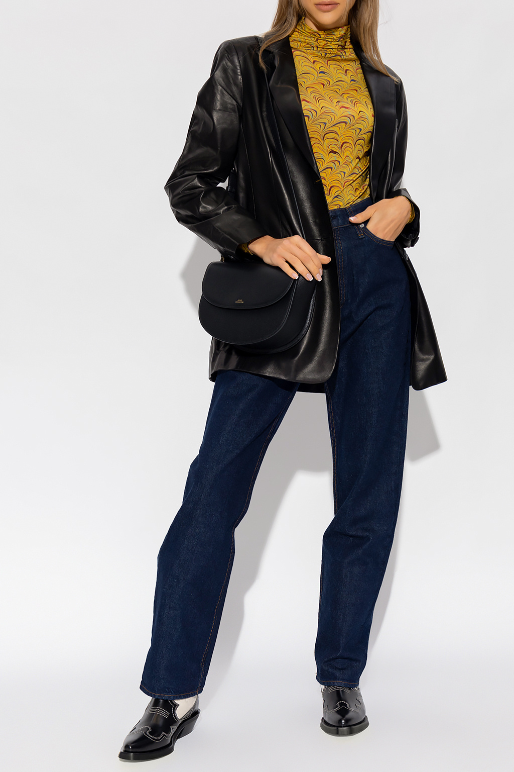 Feelin good and hanging out in the ® Chelsea Sweatshirt  Leather blazer