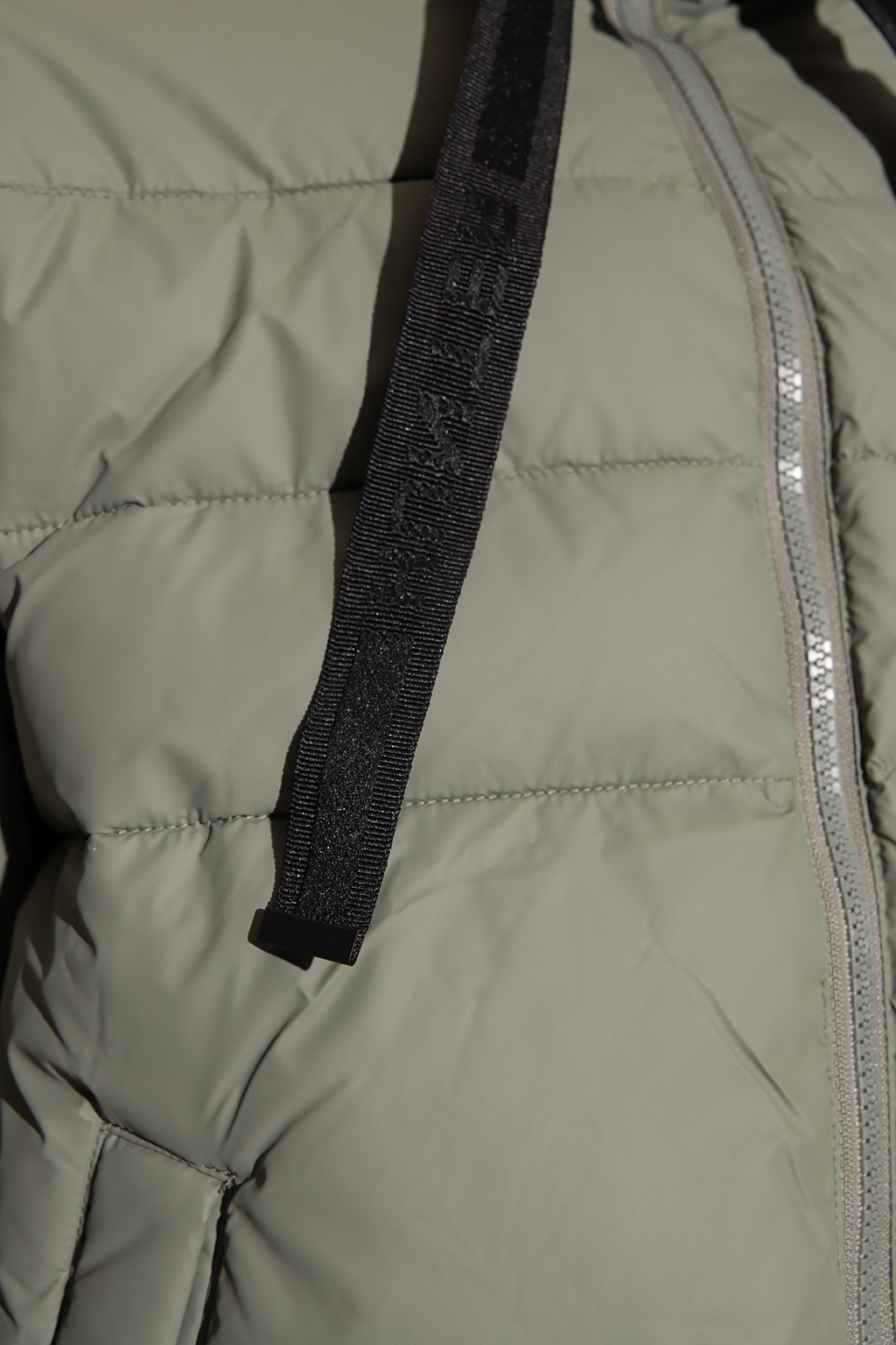 Hunter ‘Intrepid Short’ insulated jacket