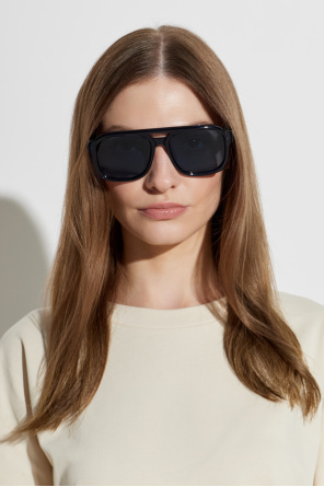 ‘vantos’ sunglasses od Moncler