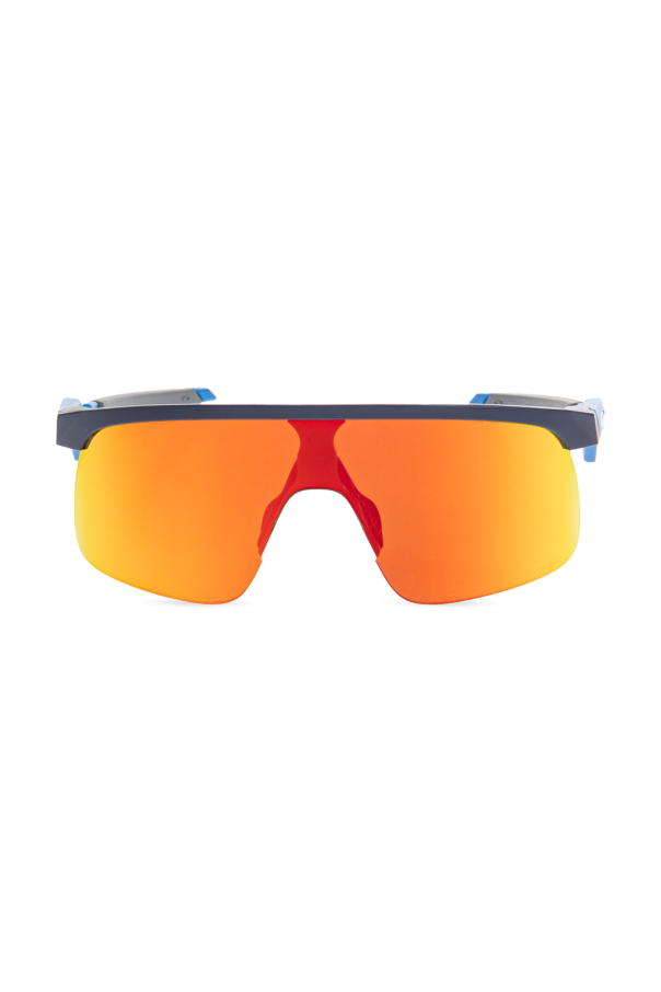 ‘Resistor’ sunglasses od Oakley