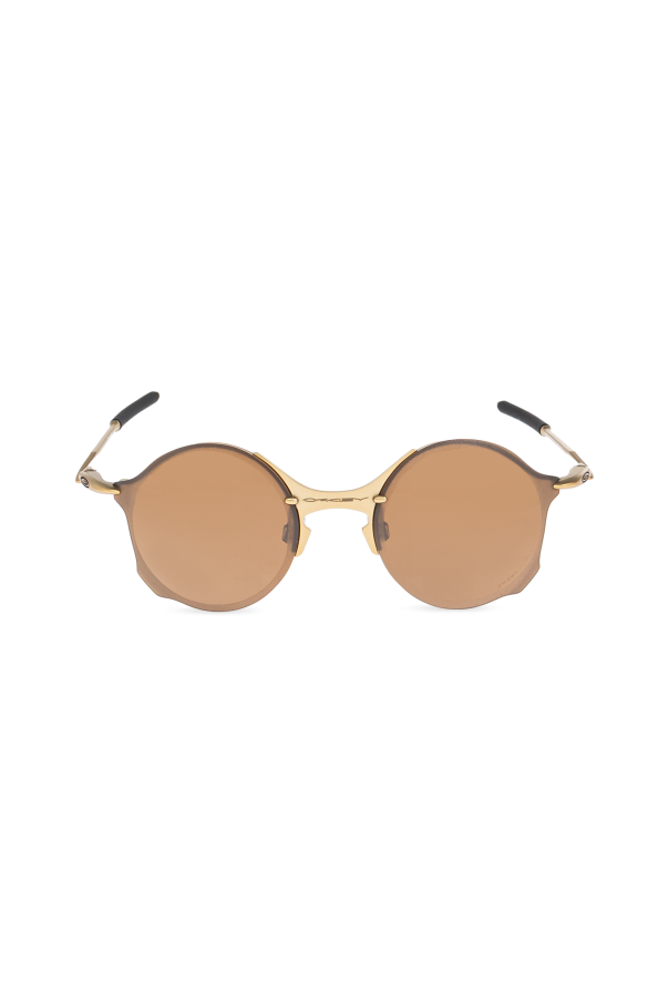 ‘Tailend Ti’ sunglasses od Oakley