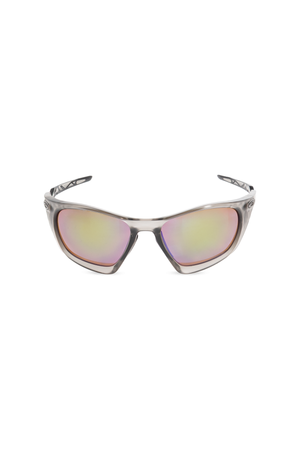 ‘Lateralis’ sunglasses od Oakley