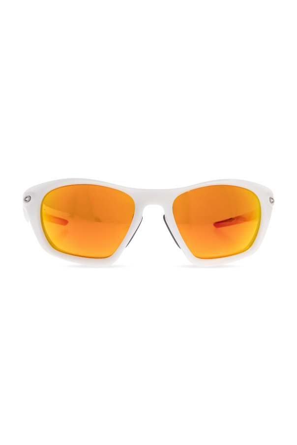 "Lateralis" sunglasses od Oakley