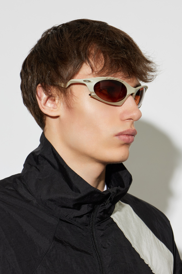 Oakley ‘Plantaris’ sunglasses