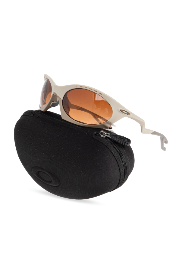 Oakley ‘Plantaris’ sunglasses