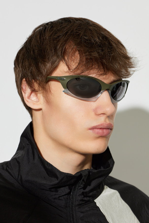 Oakley ‘Plantaris’ sunglasses