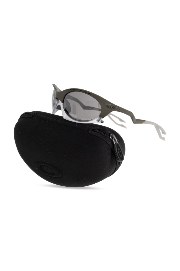 Oakley ‘Plantaris’ sunglasses
