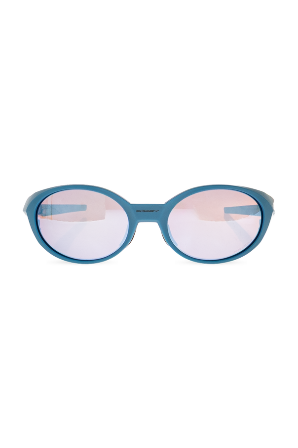 Sunglasses od Oakley