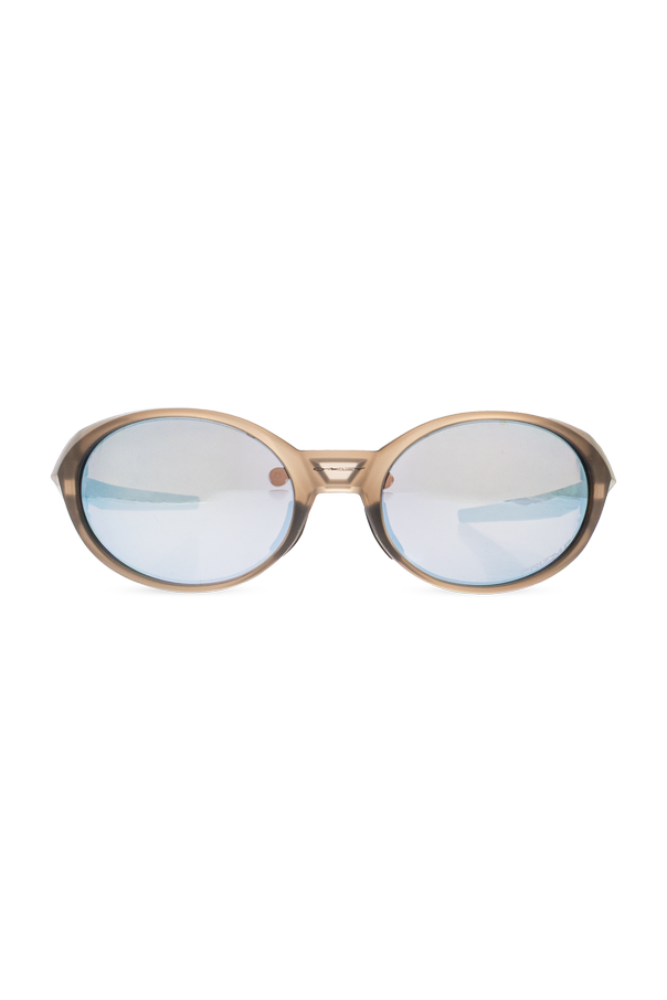 Sunglasses od Oakley