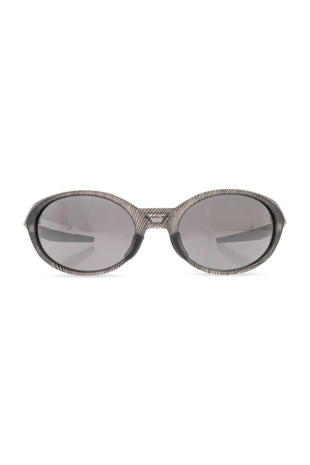 "Eyejacket Redux" sunglasses od Oakley
