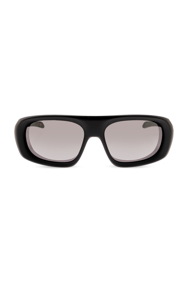 ‘Belleville’ sunglasses od Oakley