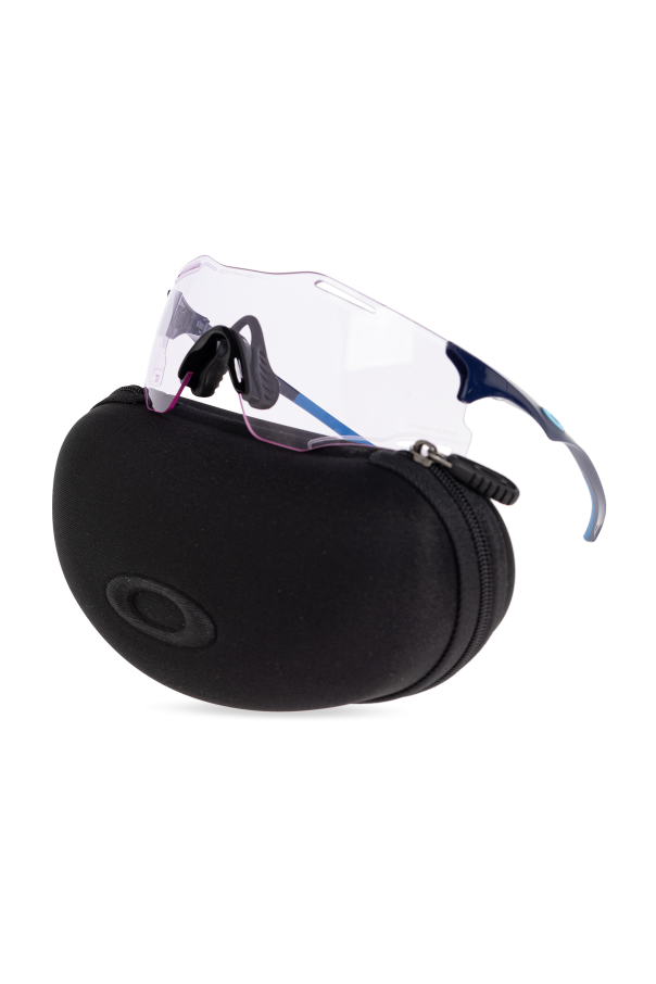 Oakley ‘Cybr Zero’ sunglasses