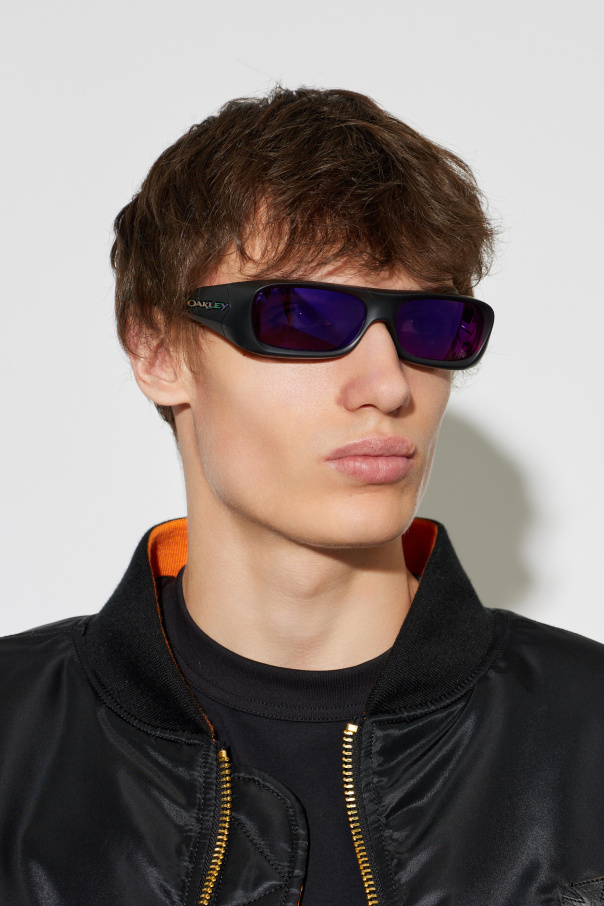 Oakley ‘Permian’ sunglasses