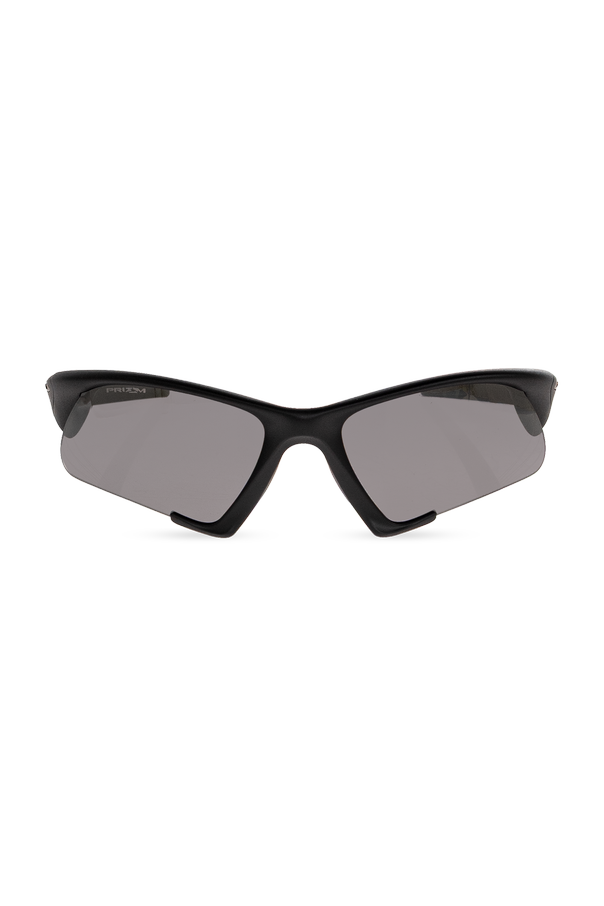 Sunglasses od Oakley