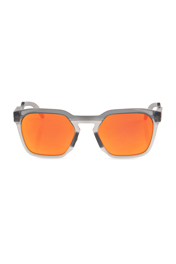 ‘HSTN SQ’ sunglasses od Oakley