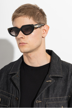 Prada Óculos de sol `D02S`