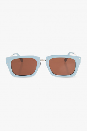 ‘soli’ sunglasses od Jacquemus