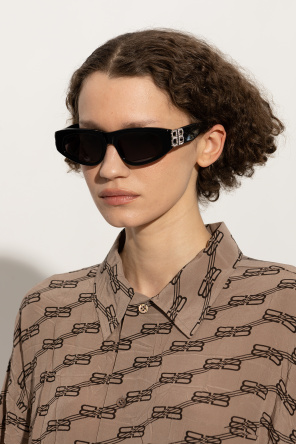 Okulary przeciwsłoneczne ‘dynasty d-frame’ od Balenciaga