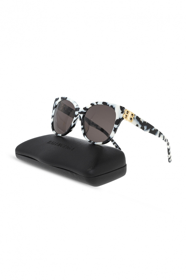 Balenciaga ‘Dynasty twitter cat’ sunglasses