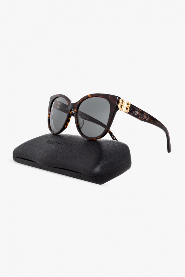 Balenciaga ‘Dynasty rules cat’ sunglasses