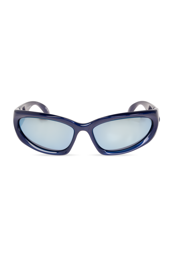 ‘Swift‘ sunglasses od Balenciaga