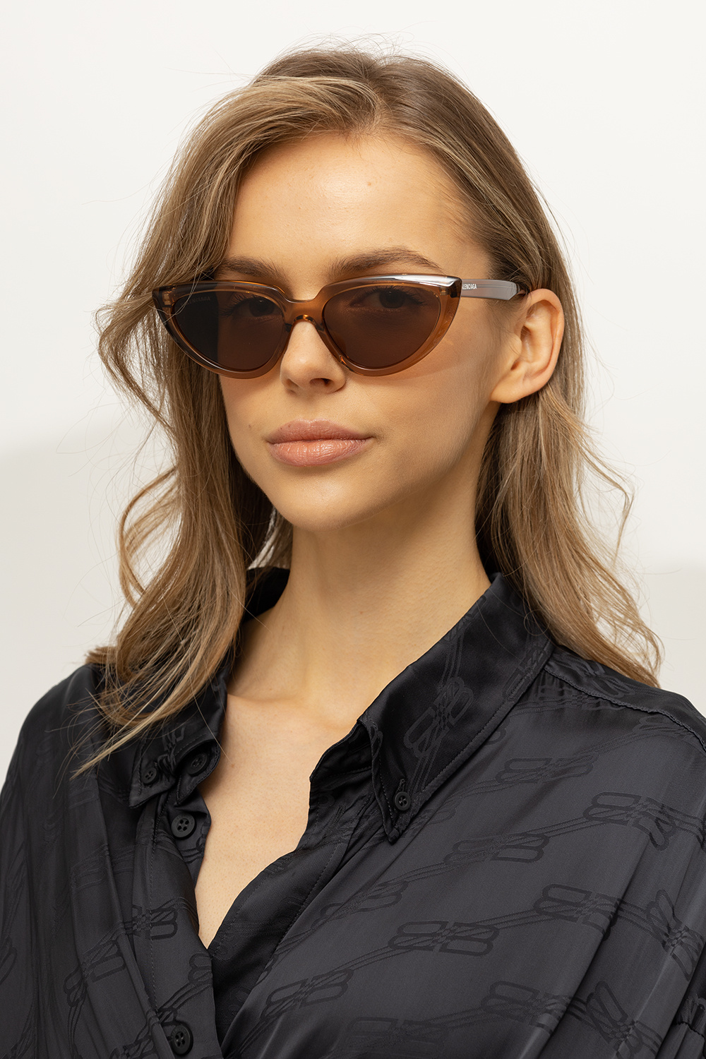 Balenciaga ‘Tip Cat 2.0’ sunglasses