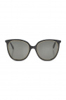 Gucci Add a statement to your casual look donning the stunning ® GU00023 sunglasses