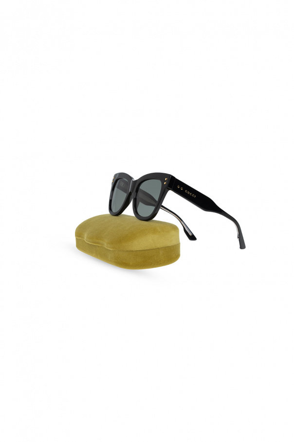 Gucci sunglasses 53X with logo