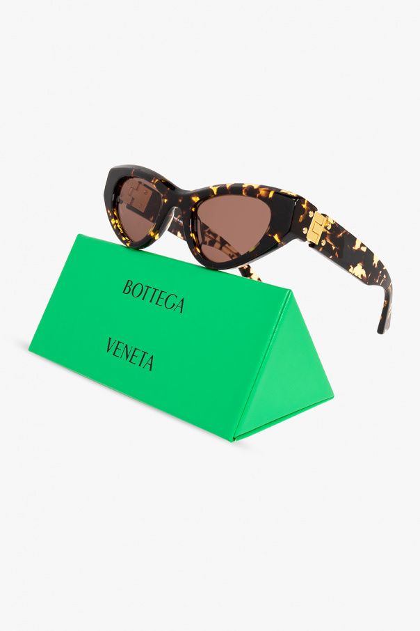 Bottega Veneta Rosso cat eye sunglasses