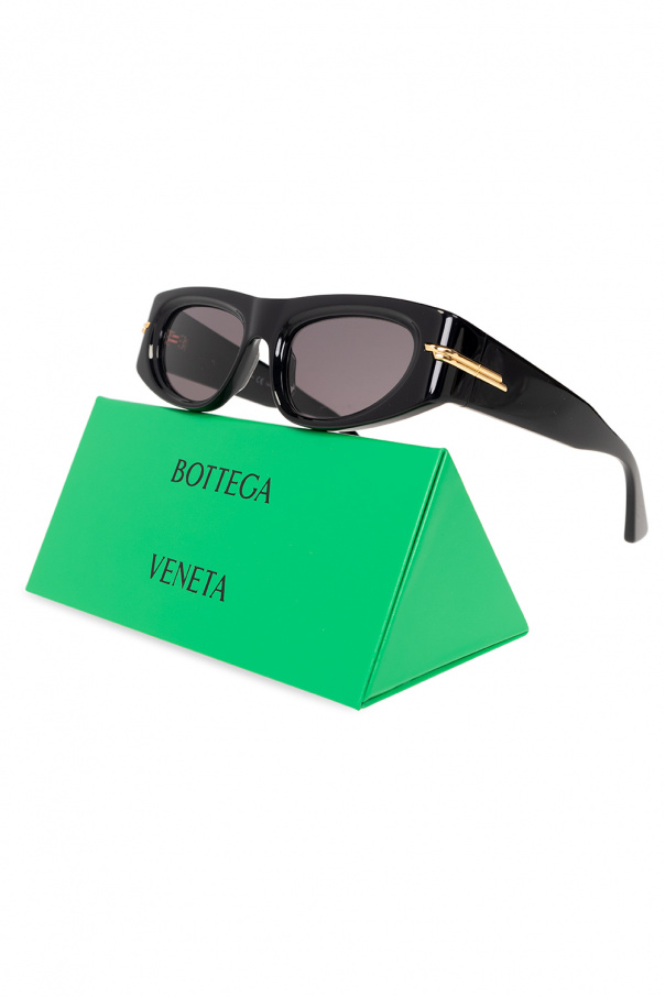 Bottega Veneta sunglasses logo with appliqué