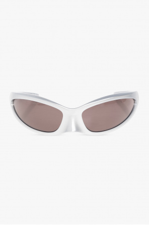 ‘Skin Cat’ sunglasses