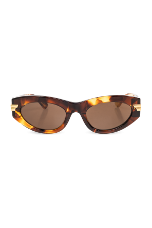 Cat-eye sunglasses