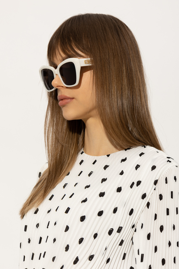 Balenciaga ‘Rive G’ sunglasses