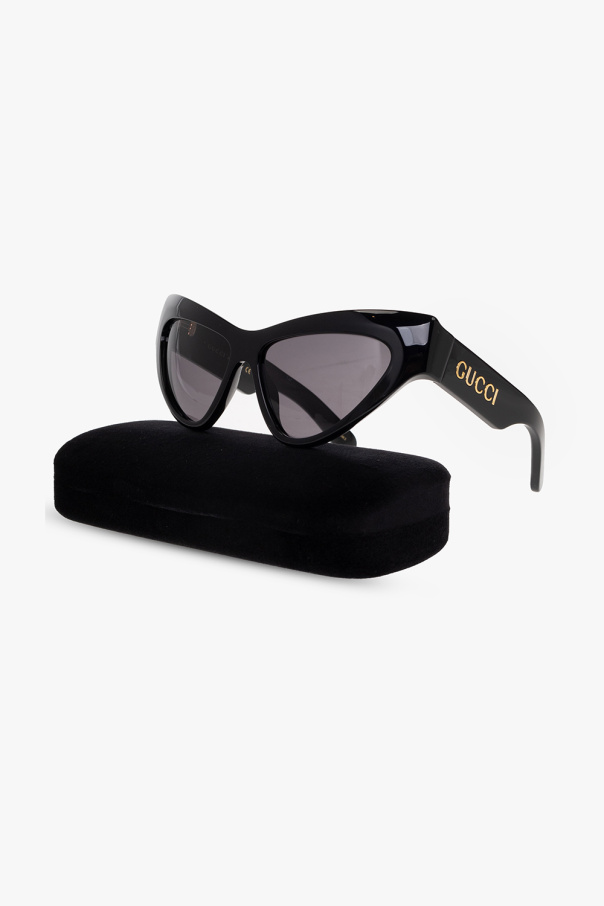 Gucci Sunglasses wild with logo